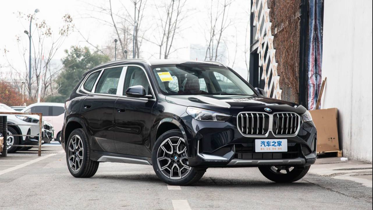🚘 BMW X1 xDrive25Li