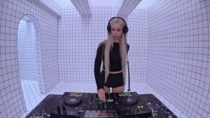 DARK TECHNO SET IN THE BACKROOMS ★ JOANNA KUCHTA - joanna ☆ (1080p)