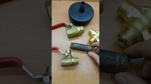 Правильно определить резьбу фитингов для сантехники поможет это видео.  определяем дюймовые резьбы.
