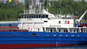 В КРАСНОЯРСКЕ ПРОШЁЛ ПРАЗДНИЧНЫЙ ПАРАД СУДОВ