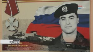 Сотрудники ОМОН вручили аттестаты кадетам специализированного класса Росгвардии в Волжском