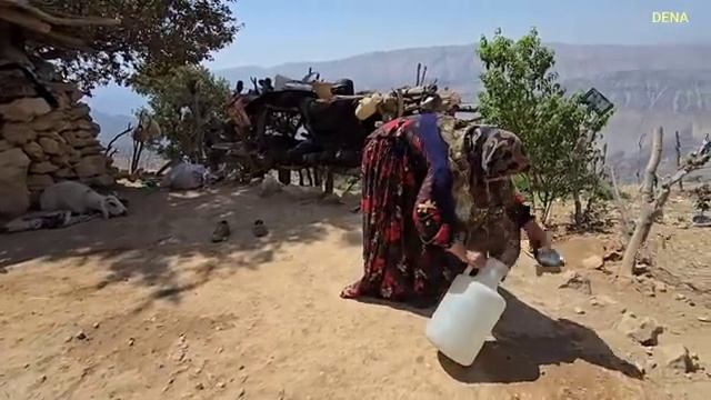 Культум встречает свою старую подругу в горах. смотреть онлайн