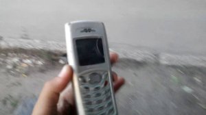 Разбивание телефона