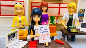 Маринетт получила двойку по физике, а Хлоя обломала училку!/ Леди Баг и Супер-Кот