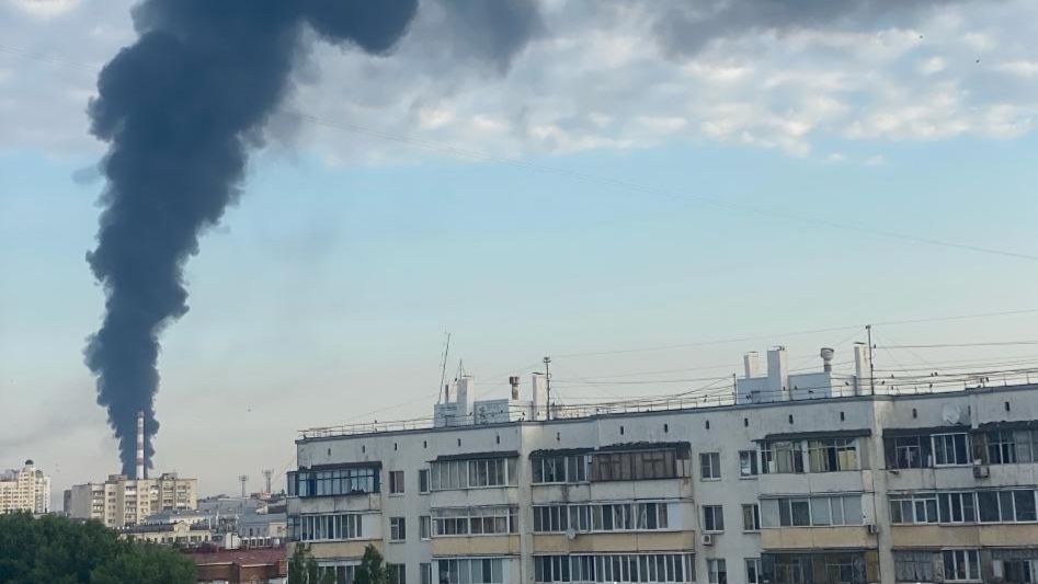 ВРАГ АТАКОВАЛ БЕЛГОРОД СЕГОДНЯ ВИДЕО. ПРЕДПОЛОЖИТЕЛЬНО АМЕРИКАНСКИМИ РАКЕТАМИ. смотреть онлайн