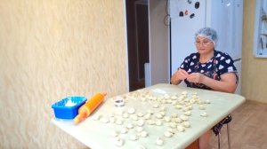 ЖИЗНЬ В СЕЛЕ:часть1/ЯГОДА НАСПЕЛА/ЧТО НАТВОРИЛ ВЕТЕР!? 😱