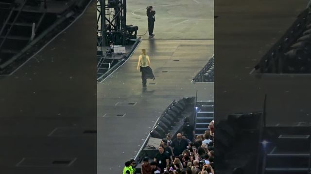 БРЮССЕЛЬ D-1 BODY TO BODY Полностью смотреть онлайн