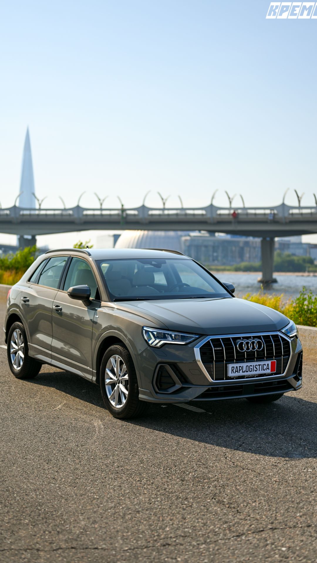 Audi Q3  из Германии
