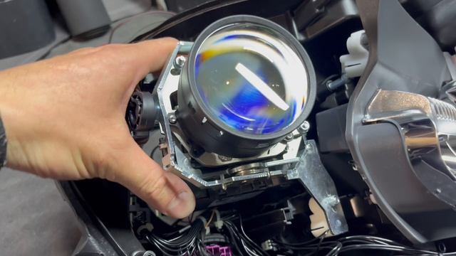 Mercedes GL 166 - ремонт фар, замена линз Intellect на диодные Expression Drive