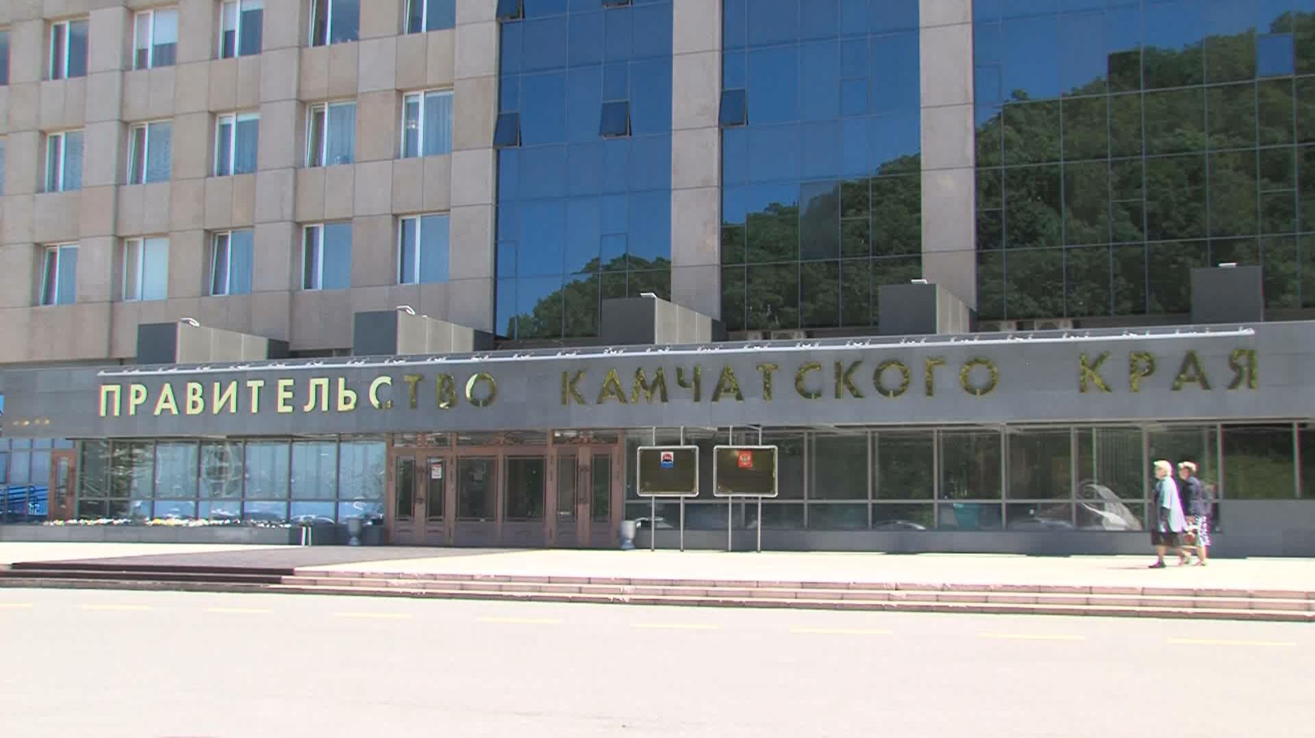 ЗАБОТА О ГЕРОЯХ смотреть онлайн