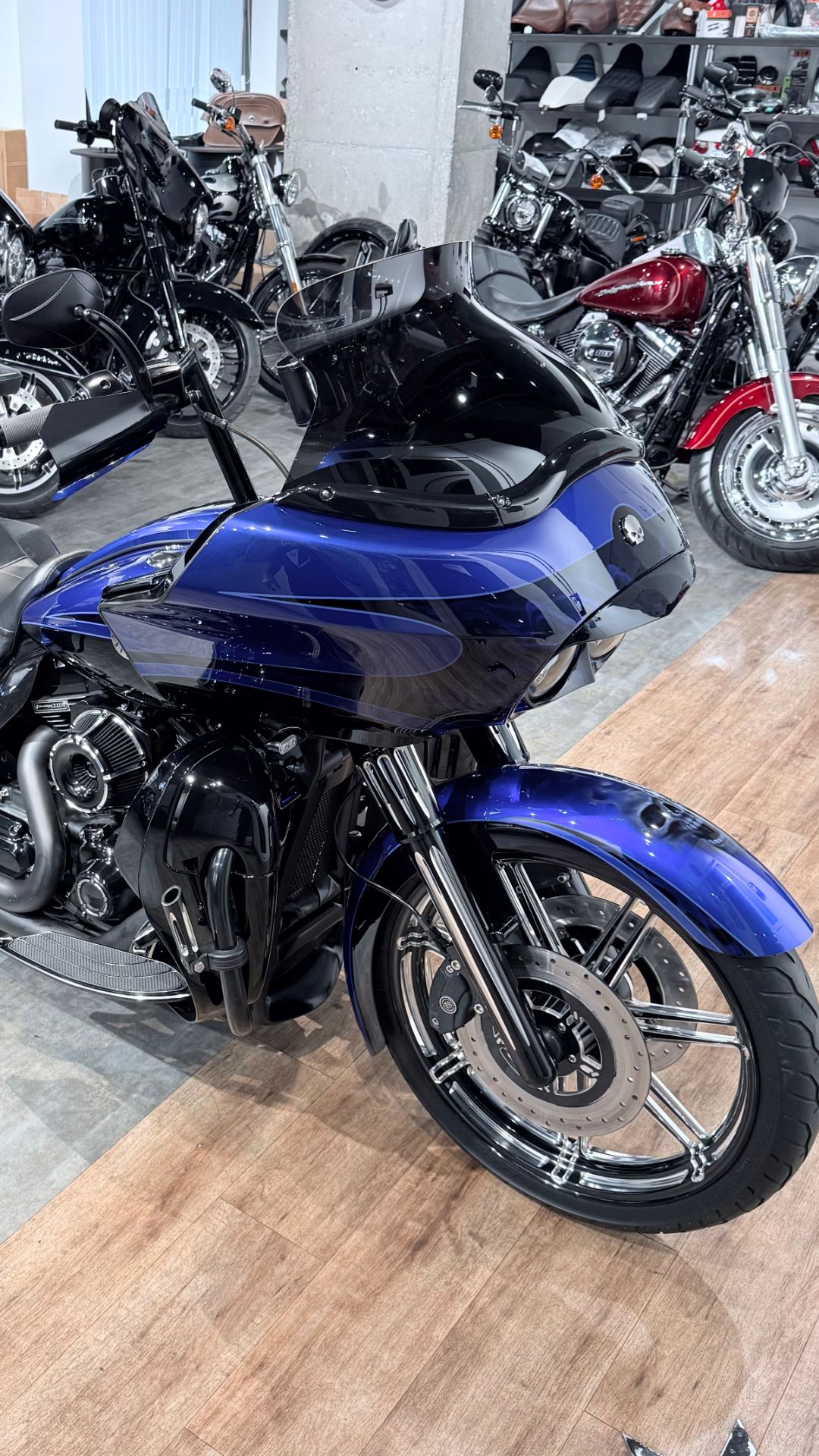 + 2012 HD CVO Road Glide Ultra 110 ABS "Dark Warrior" (VIN 5HD***1744) смотреть онлайн