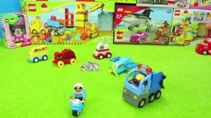 Мусоровоз забирает синие баки с макулатурой! 🚛♻️ И другие машинки Видео детям