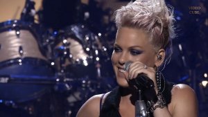 Pink – Try. (Live).FHD