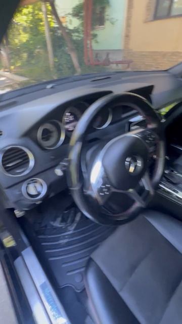 W204 Мерседес смотреть онлайн