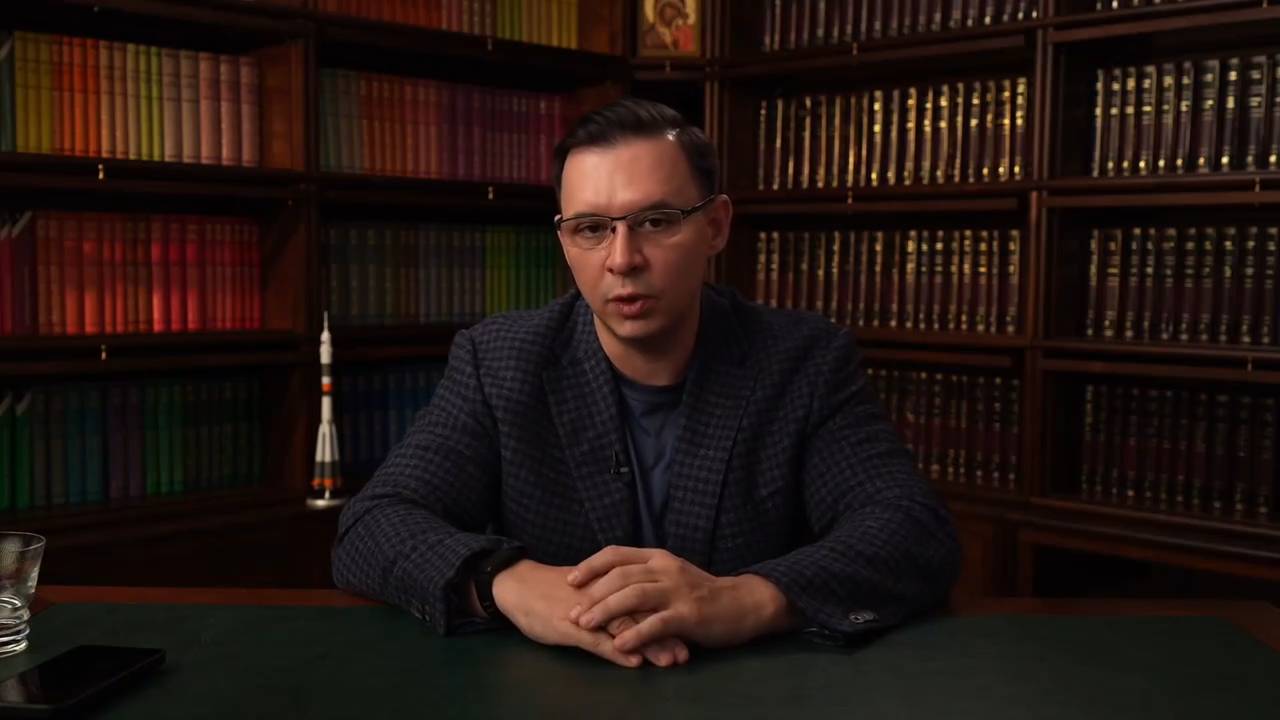ТЕАТР ДЛЯ БАРАНОВ: КАК НАС ОТВЛЕКАЮТ ОТ ГЛАВНОГО смотреть онлайн