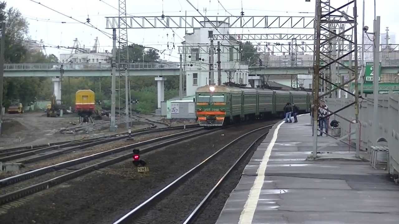 Электропоезд ЭР2Т-7098/ЭР2Р-7082 станция Фили смотреть онлайн