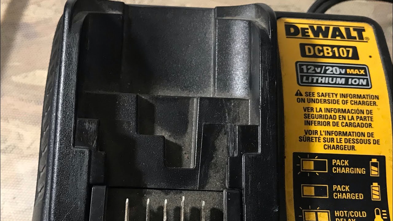 DeWALT DCB107 НЕ ВКЛ смотреть онлайн