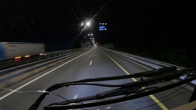 Топливный кризис, люди сошли с ума, сами создают дифецит топлива. Загрузился в сторону дома на смену