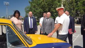 Михаил Развожаев поздравил сотрудников Госавтоинспекции с 90-летием