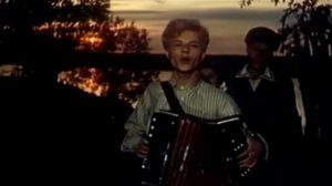Если б гармошка умела всё говорить не тая! Поёт Леонид Харитонов Esli B Garmoshka Umela Russian song