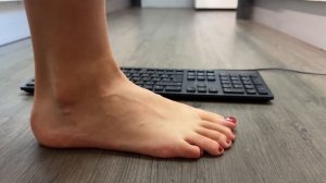 Golden heels crushing keyboard - ASMR trampling in sandals and stockings