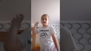 голосуйте в коменттках