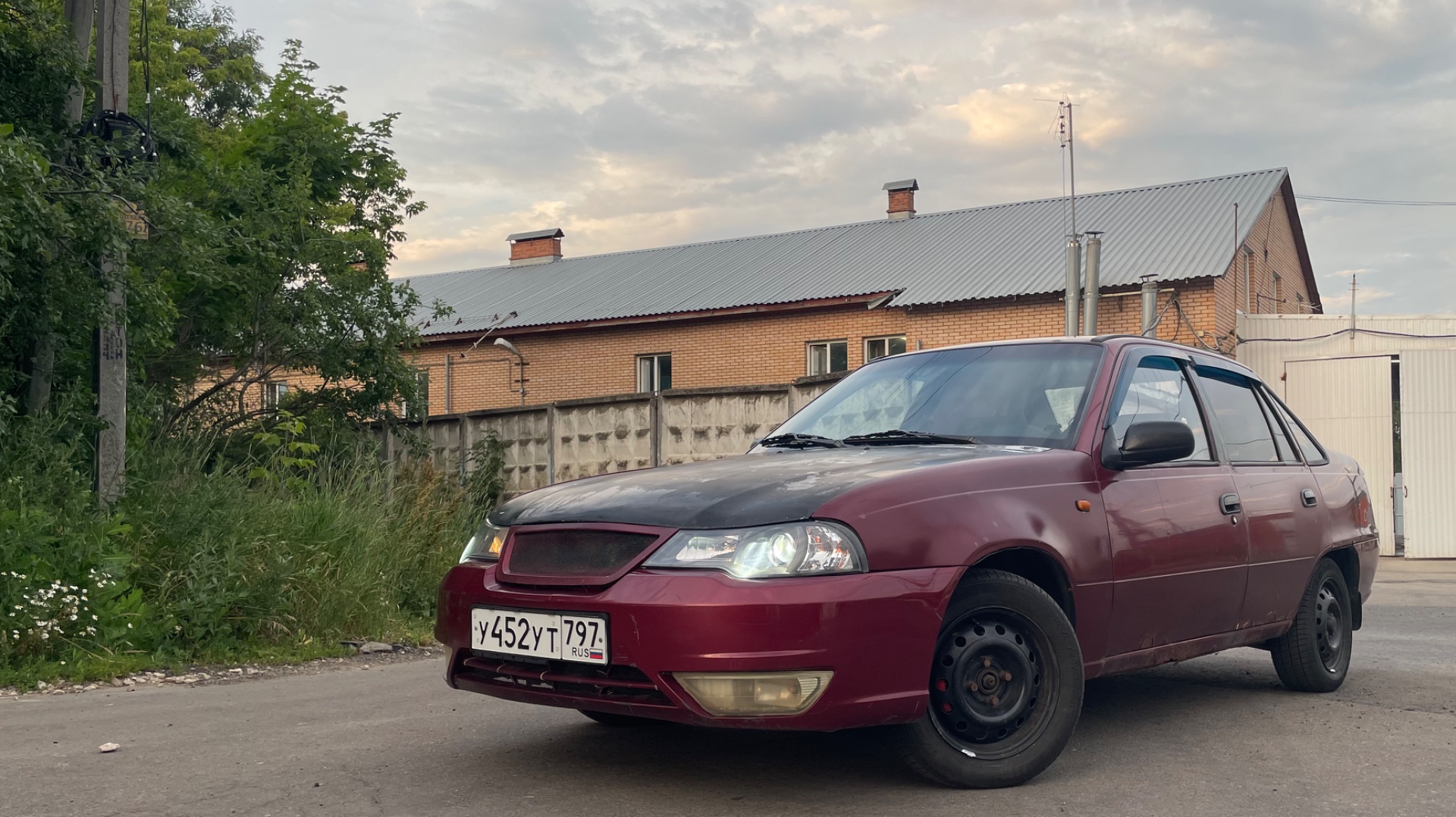 Daewoo смотреть онлайн