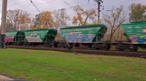 ЭЛЕКТРОВОЗ ВЛ80К-175 С ПРИВЕТЛИВОЙ ЛОКОМОТИВНОЙ БРИГАДОЙ ТИФОН ГУДОК ГРОМКИЙ С ГРУЗОВЫМ ПОЕЗДОМ