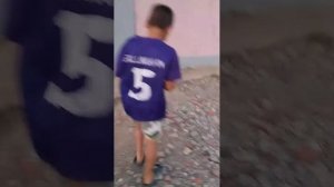 пять минут назад