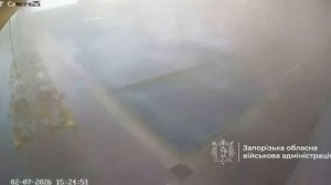 Запорожье - прилет в бассейн. В бассейне никто не погиб.В рубашке родились?Бог спас?