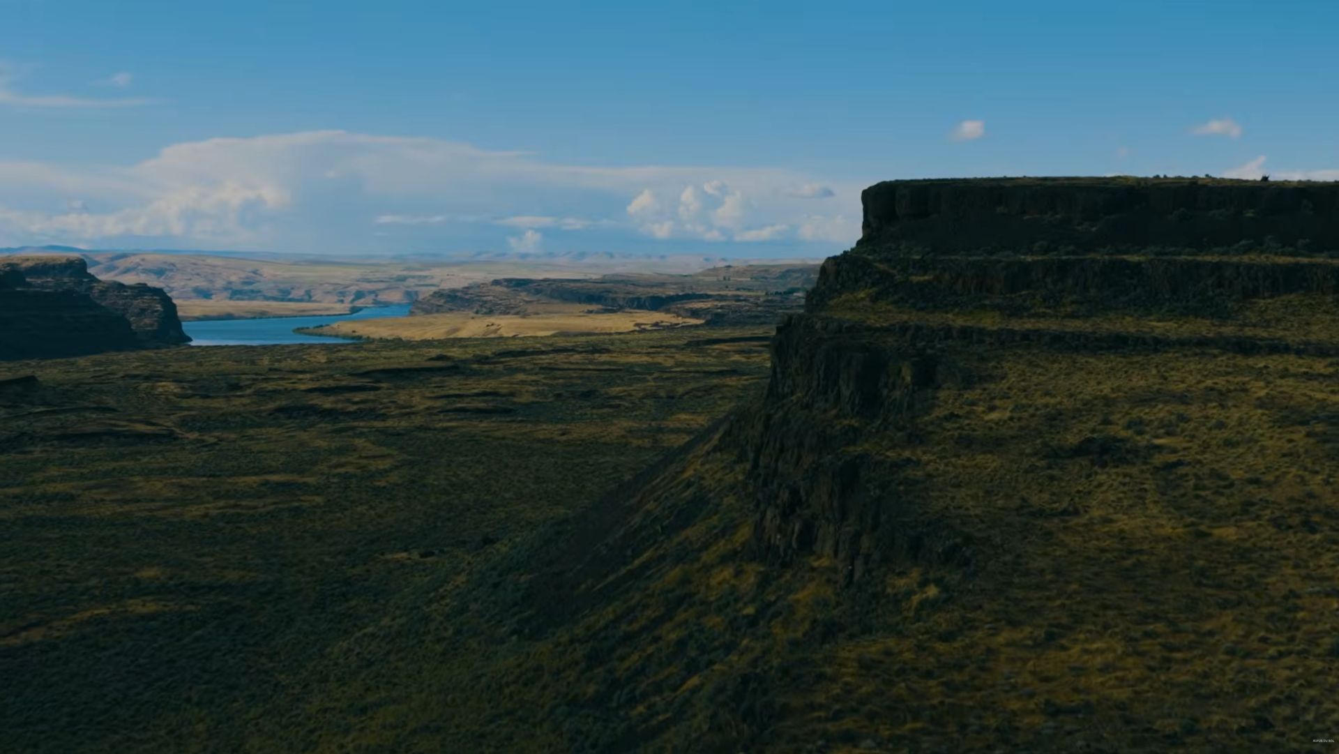 RÜFÜS DU SOL (DJ SET) Backstage at The Gorge May 2026