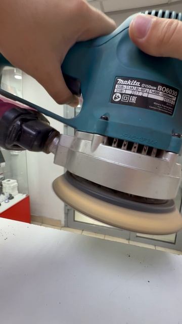 Шлифовальная машина Makita BO6030 смотреть онлайн