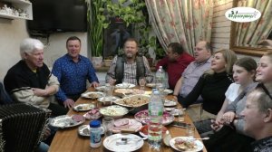 РАСЦВЕЛА ПОД ОКОШКОМ БЕЛОСНЕЖНАЯ ВИШНЯ! ПОЁМ НА КУХНЕ ДУШЕВНЫЕ ПЕСНИ ВСЕЙ СТРАНОЙ!   КУХНЯ ТАЛАНТОВ!