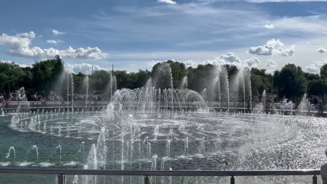 Царицыно_Фонтан_день_28-06-2026 смотреть онлайн