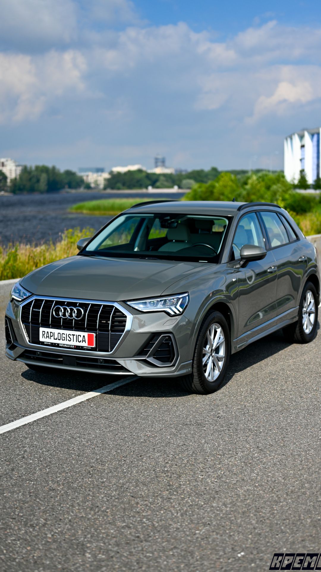 Audi Q3 35 TDI quattro из Германии