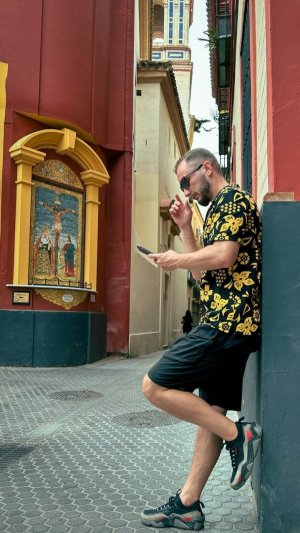 😎 Севилья умеет делать людей счастливее. Площадь Испании