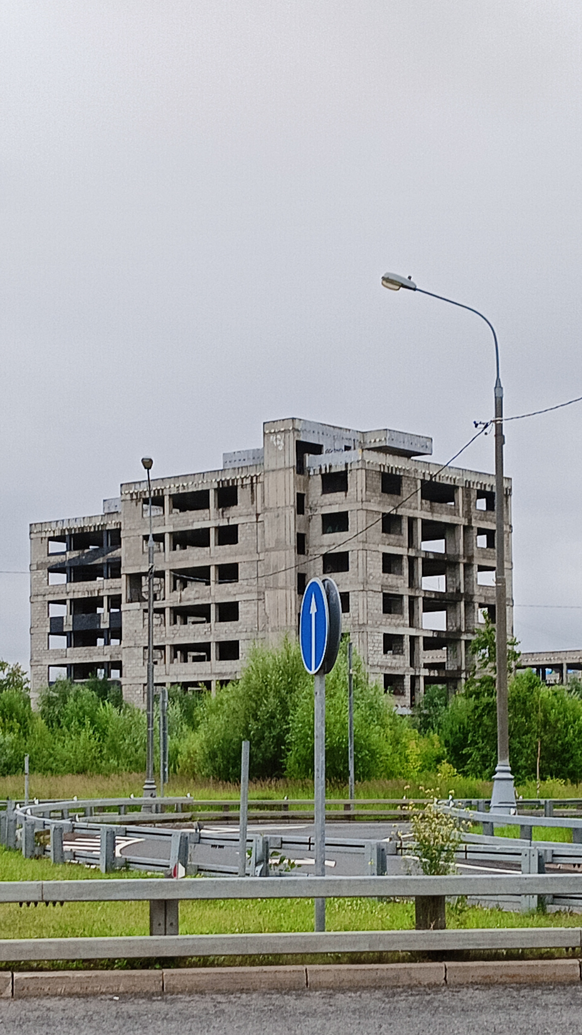 Долгострой в Москве, в 7-8 км от центра. смотреть онлайн