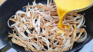 Просто нарежьте лаваш и вылейте 2 яйца! Вкуснее, чем пицца! Новый рецепт завтрака