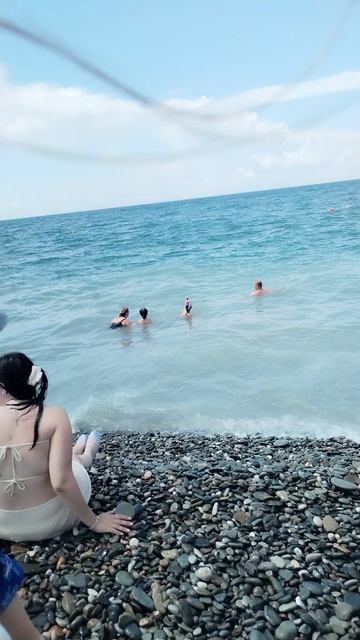 Волны на Черном море. Пляж Бархатные сезоны. смотреть онлайн