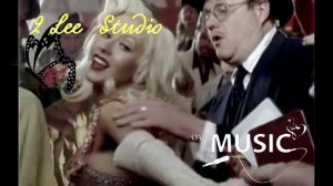 Christina Aguilera  -  Hurt  (  2 Lee Studio  2018  )