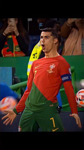 Ronaldo's amazing free kick🤯 #shorts #roanaldo #freekick #football #cristianoronaldo #edit