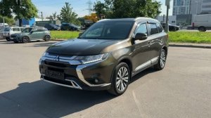 Mitsubishi Outlander (2020)