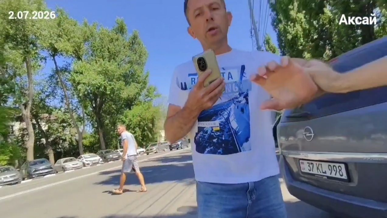 🔥БЫДЛО РАСПУСКАЕТ РУКИ, УГРОЖАЕТ ФСБ, ПРИСТАЁТ К ГРАЖДАНИНУ, ПЫТАЕТСЯ ЗАБРАТЬ ТЕЛЕФОН🔥