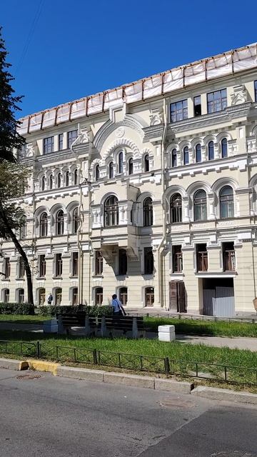 Клинский проспект ,25. Товарищество табачной фабрики А.Н.Шапошников и Ко