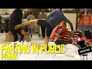 Farting in public prank / Порча воздуха в городе