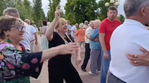 4 июля.Я касаюсь губ твоих....