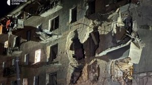 Сумы - кадры апокалипсиса. в спальни к ВСУшникам прилетело несколько ФАБов.