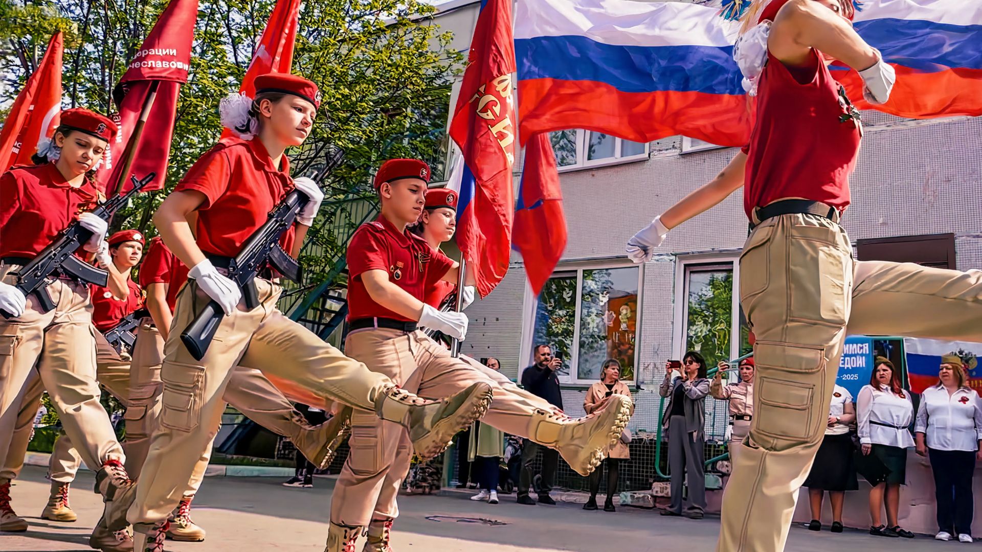 Как 9 МаЯ проходит в САДИКЕ г. Новосибирска  | Мини Обзор СЕМЕЙНОГО ДНЯ | ВЛОГ семьи ПЕРЕВЯЗов