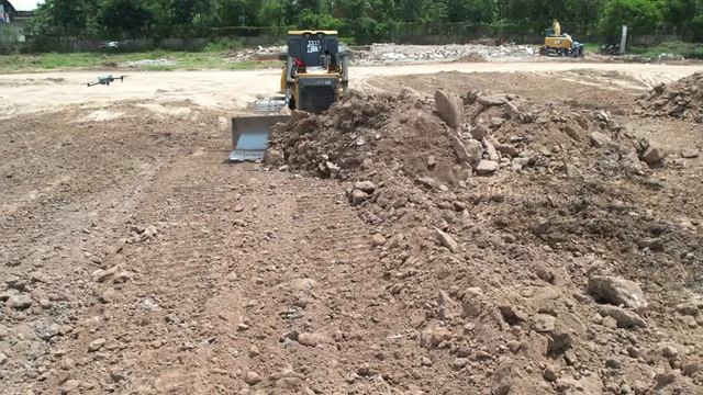 Wonderful Complete Corner by Dozer Moving Mud Out Replace by Layer Soil on Mud Protec Rainning Flood смотреть онлайн