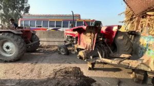 Профессиональное восстановление повреждённого трактора.